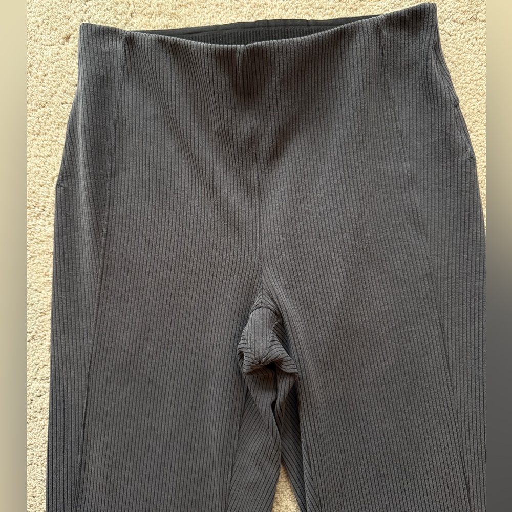 Like New Lululemon Athletica Ribbed Softstreme Flared Leg Pant, Black/Dk. Gray 8 - Picture 8 of 13